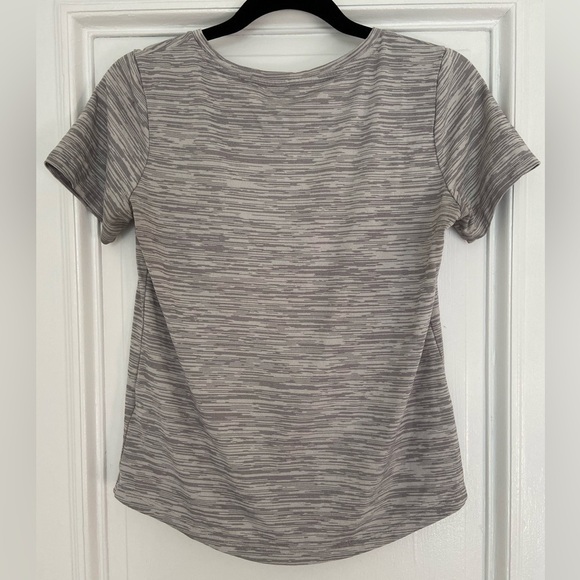 Nike Dri Fit Bundle Set of 2 Athletic Workout Running Top Shirt Blue Gray Active - Picture 9 of 14